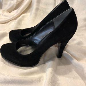 Nine West Suede Black Heels